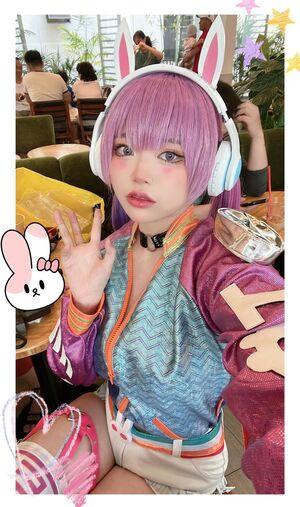 ZinieQ Cosplayer photo 580
