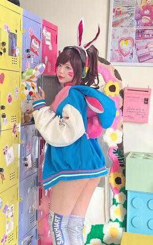 ZinieQ Cosplayer photo 589