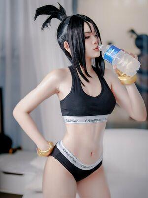 ZinieQ Cosplayer photo 626