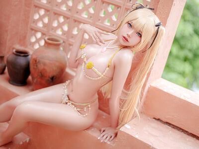 ZinieQ Cosplayer photo 637