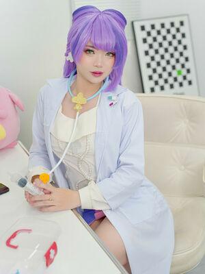 ZinieQ Cosplayer photo 750