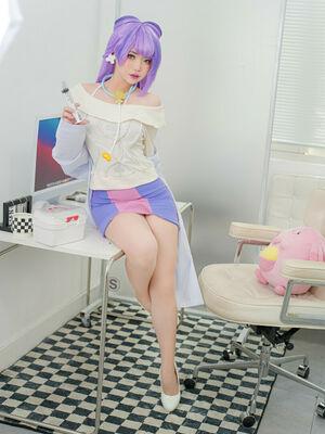 ZinieQ Cosplayer photo 779