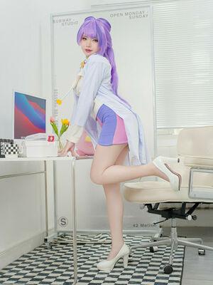 ZinieQ Cosplayer photo 782