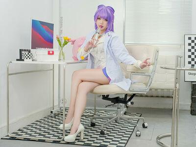ZinieQ Cosplayer photo 785