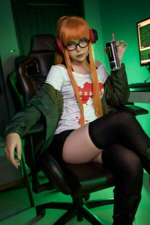 ZinieQ Cosplayer photo 802