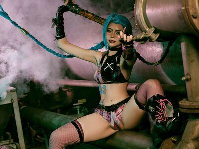 ZinieQ Cosplayer photo 839