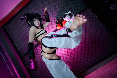 ZinieQ Cosplayer photo 867