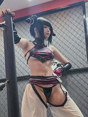 ZinieQ Cosplayer photo 873