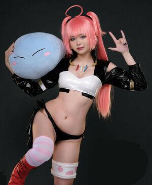 ZinieQ Cosplayer photo 926