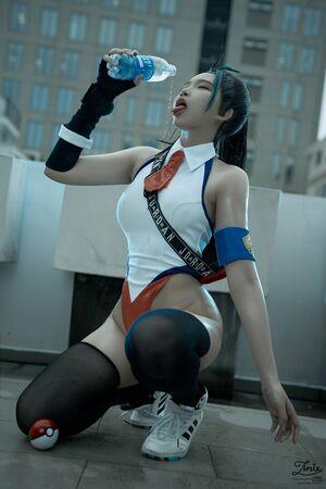 ZinieQ Cosplayer photo 937