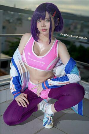 ZinieQ Cosplayer photo 1137