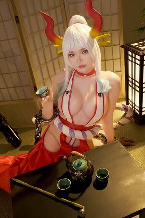 ZinieQ Cosplayer photo 1148