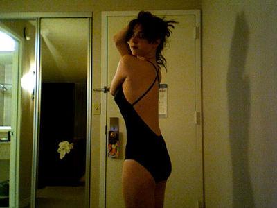 Zoe Kazan photo 10