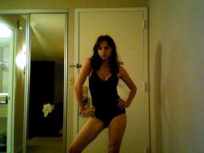 Zoe Kazan photo 12